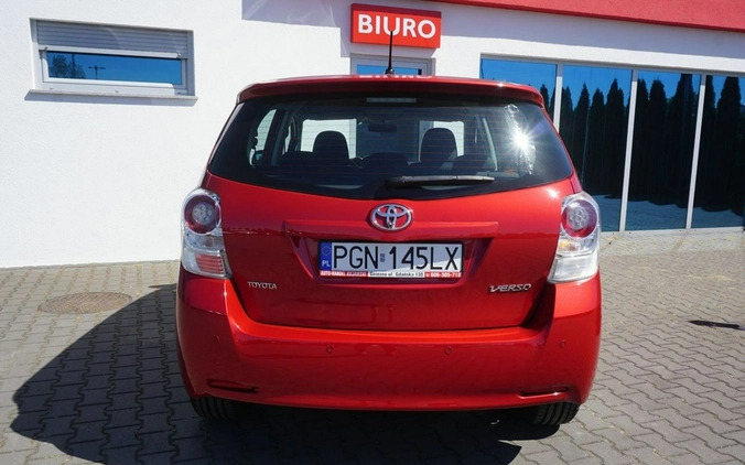 Toyota Verso cena 35900 przebieg: 80660, rok produkcji 2010 z Gniezno małe 667